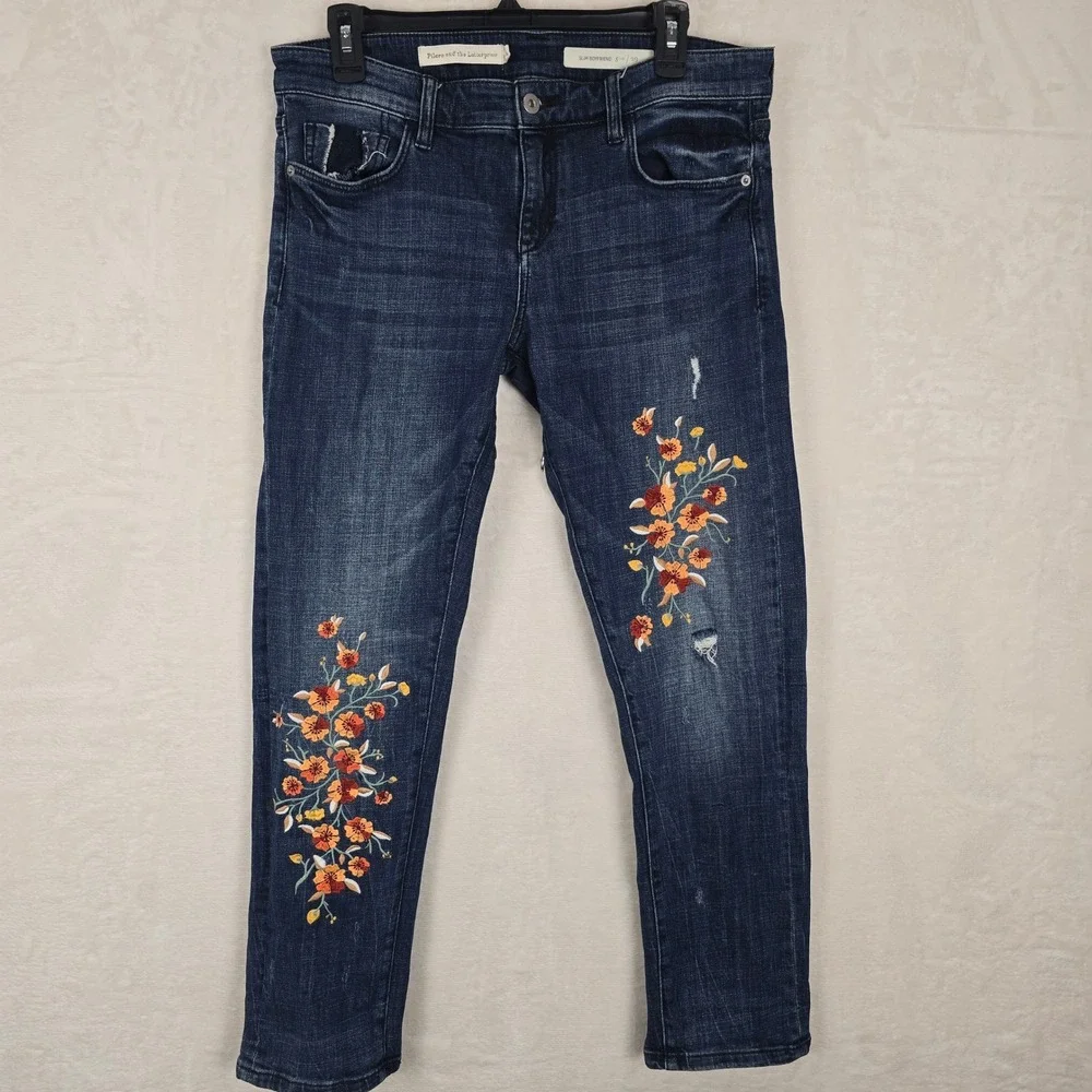 Anthropologie Pilcro Slim Boyfriend Jeans Floral Embroidered Dark Wash 29